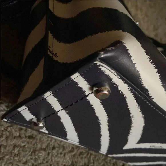 Coach Willow 24 Storypatch Zebra Print Shoulder Crossbody Bag - Picture 7 of 10